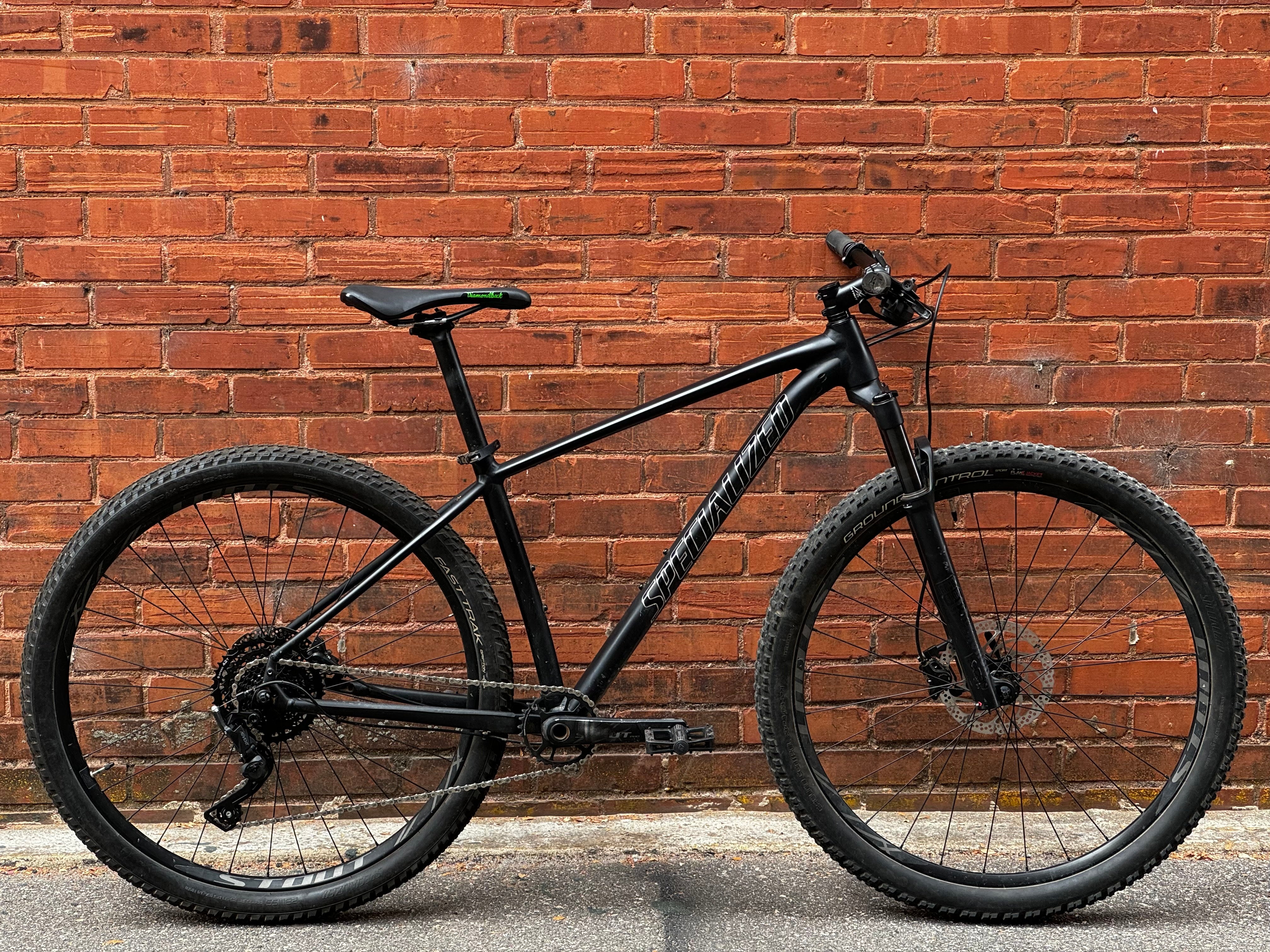 Specialized Rockhopper 1x9 FirstFlightBikes