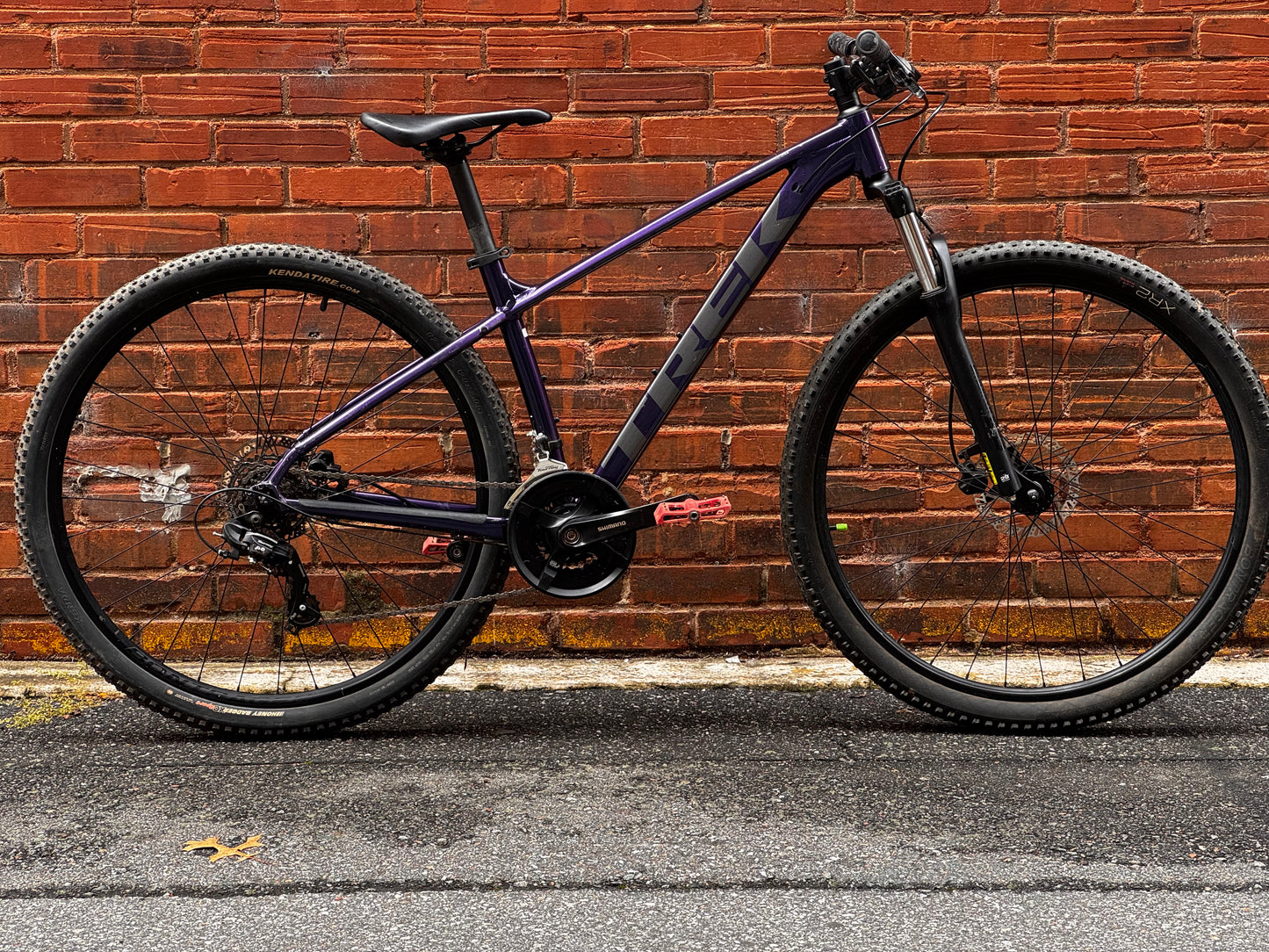 Used Trek Marlin 5 29"  Medium