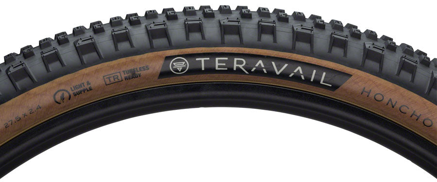 Teravail Honcho Tire - 27.5 x 2.4 Tubeless Folding Tan Light Supple Grip Compound